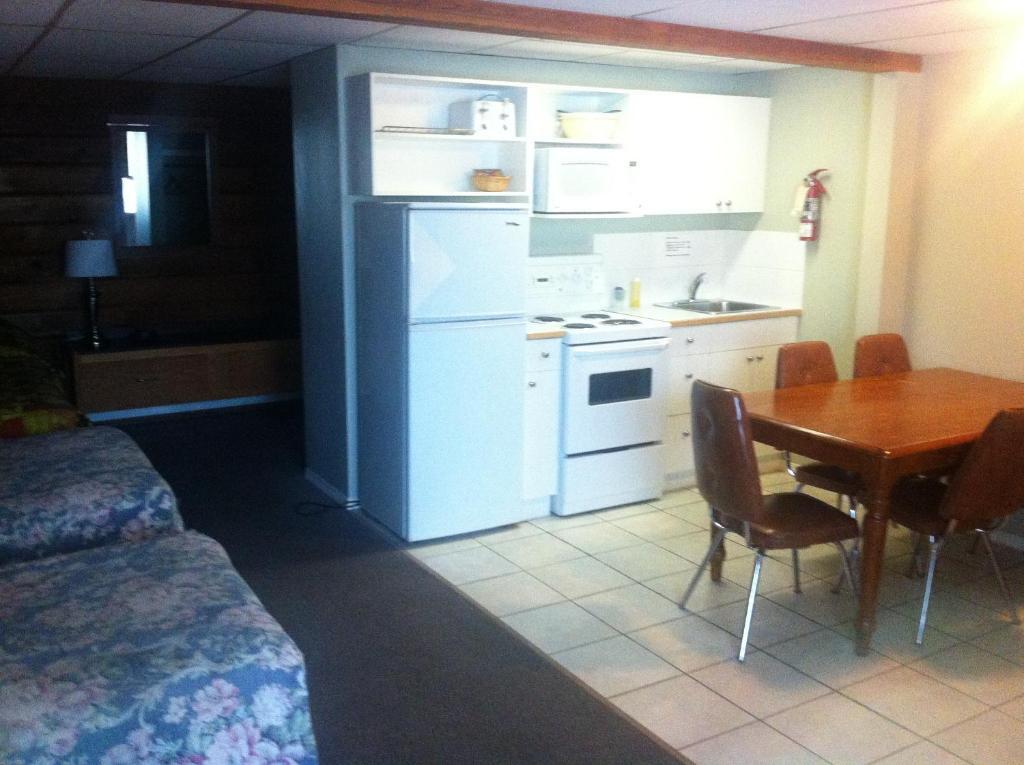 بحيرة سيلفان Raccoon Lodge Motel الغرفة الصورة